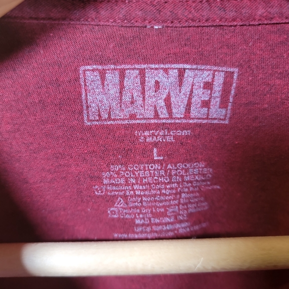 Deadpool Men’s Red Athletic T-Shirt - Size L -Marvel  Short Sleeve Mad Engine - Picture 2 of 3